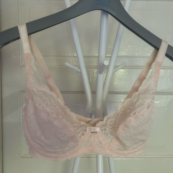 Baby Pink Lace Bra - Picture 4 of 4